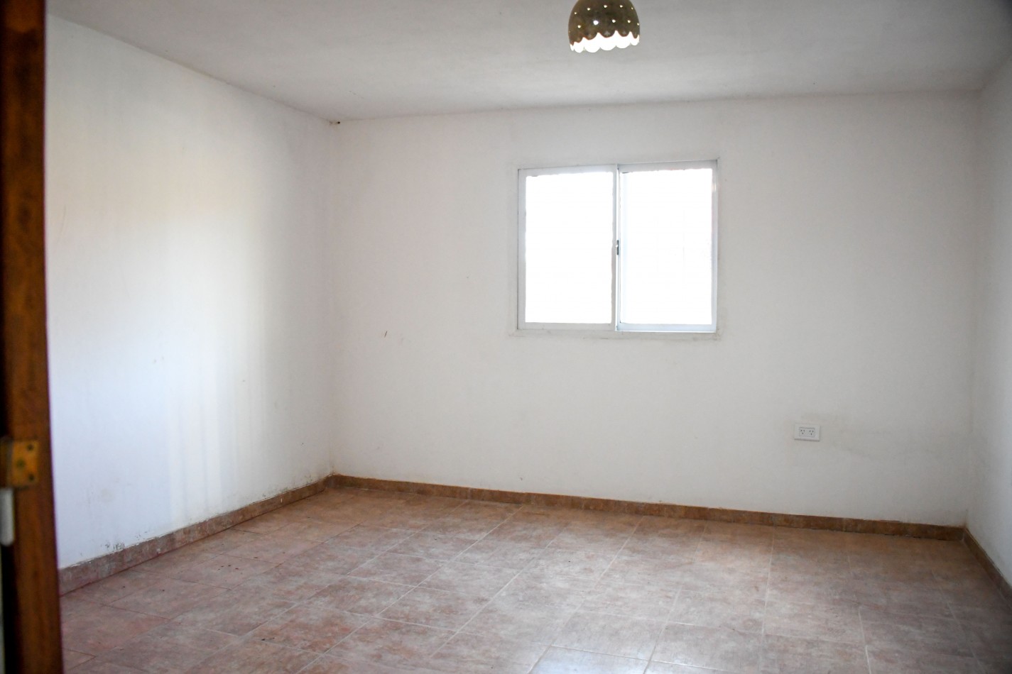 Casa 1 Dormt. Sobre Ruta 18 km 11 con 585m2 de Terreno